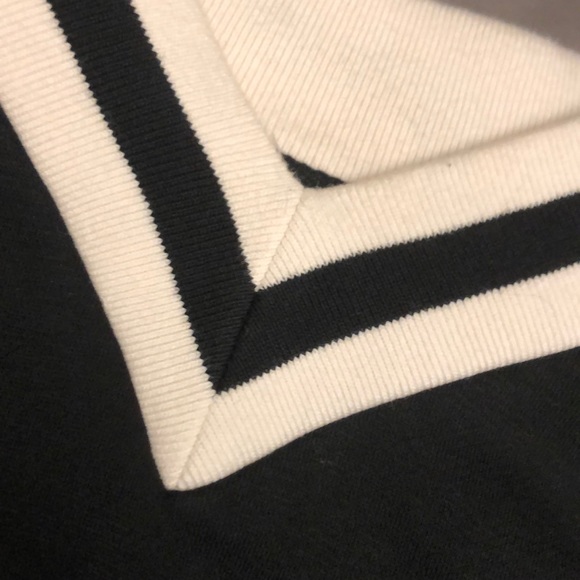 ✨Black Adidas Crewneck✨ - Picture 2 of 5